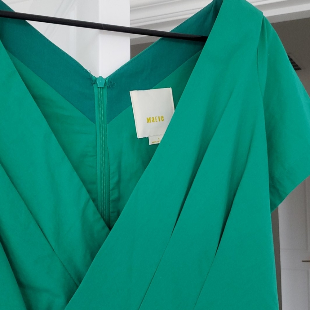 Dress - Picture 3 of 4